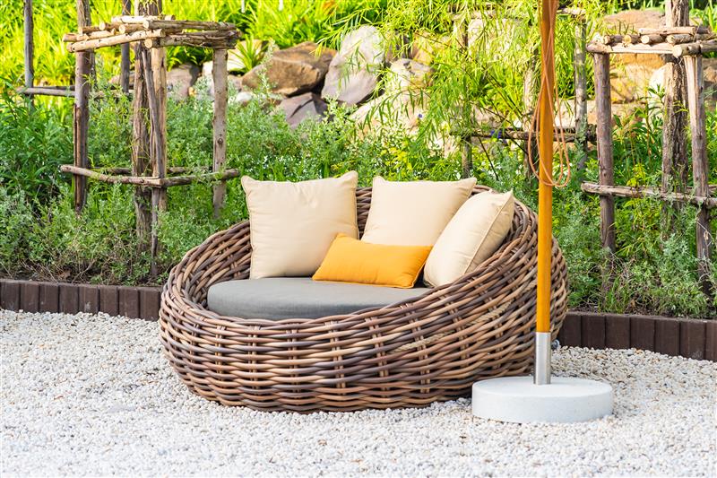 5 Outdoor Furniture Sets That Transform Any Patio into a Relaxing Retreat
